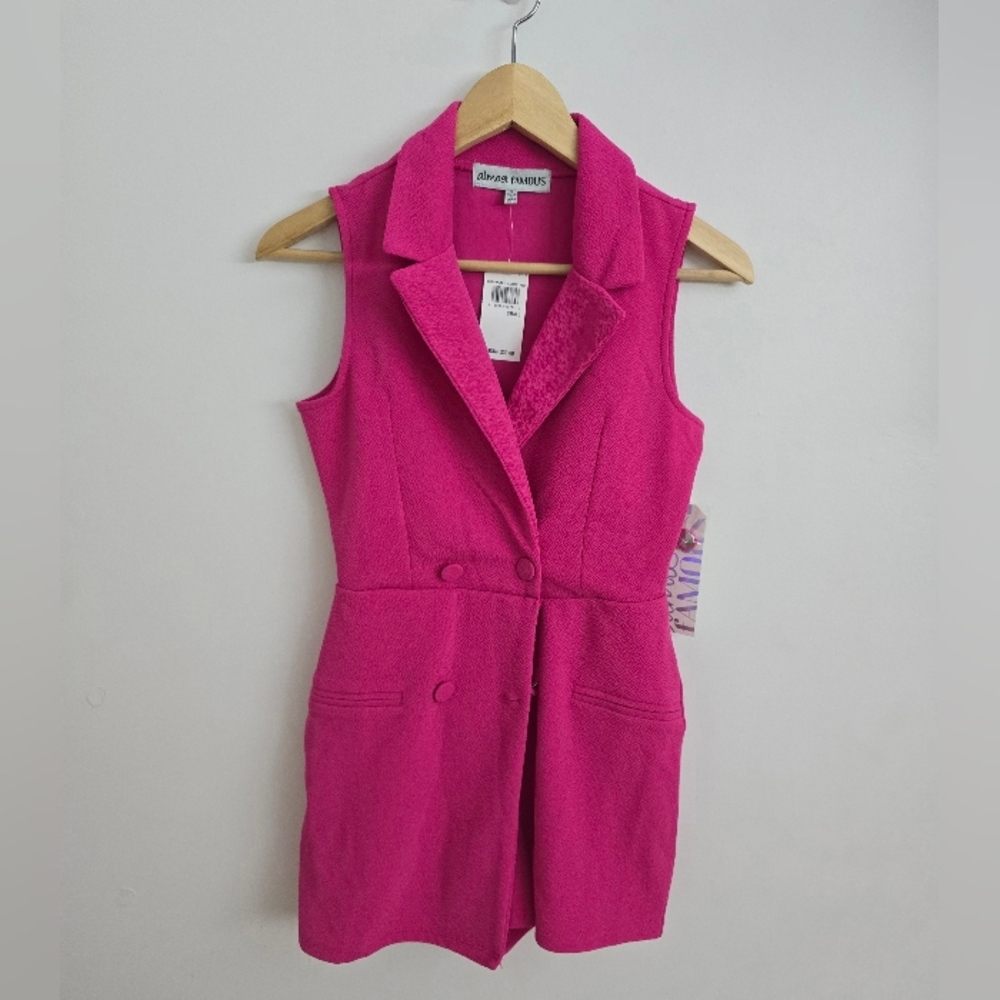 ALMOST FAMOUSJuniors' Sleeveless Blazer Wrap Romper XS